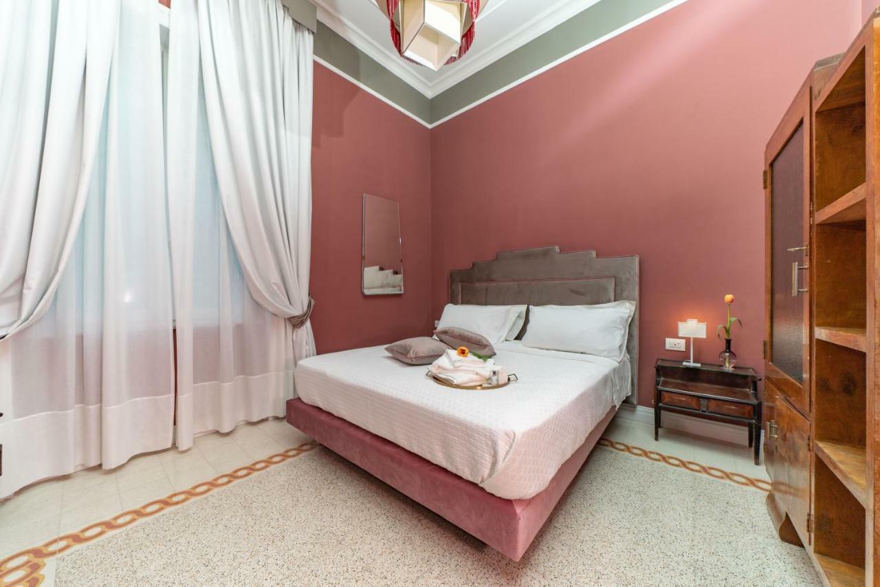 Il Fiore D'Oro Luxury Holiday House 那不勒斯 外观 照片